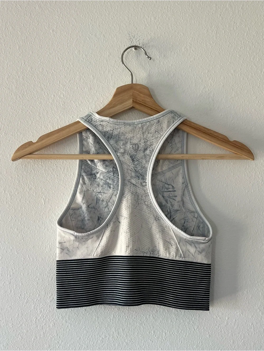 LULULEMON | Ebb To Train Bra in Wash White Black Luna | 4